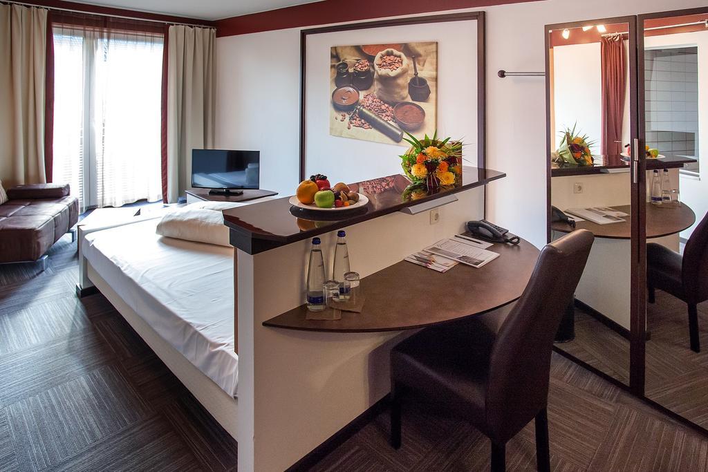 Hotel Lifestyle Landshut Ngoại thất bức ảnh
