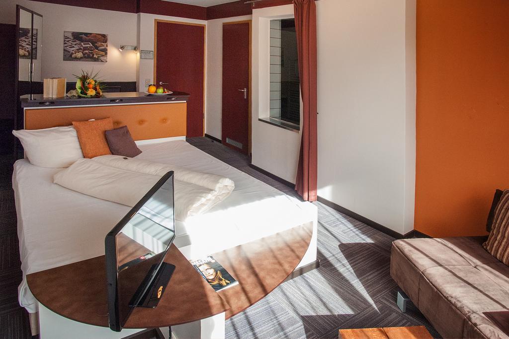 Hotel Lifestyle Landshut Ngoại thất bức ảnh