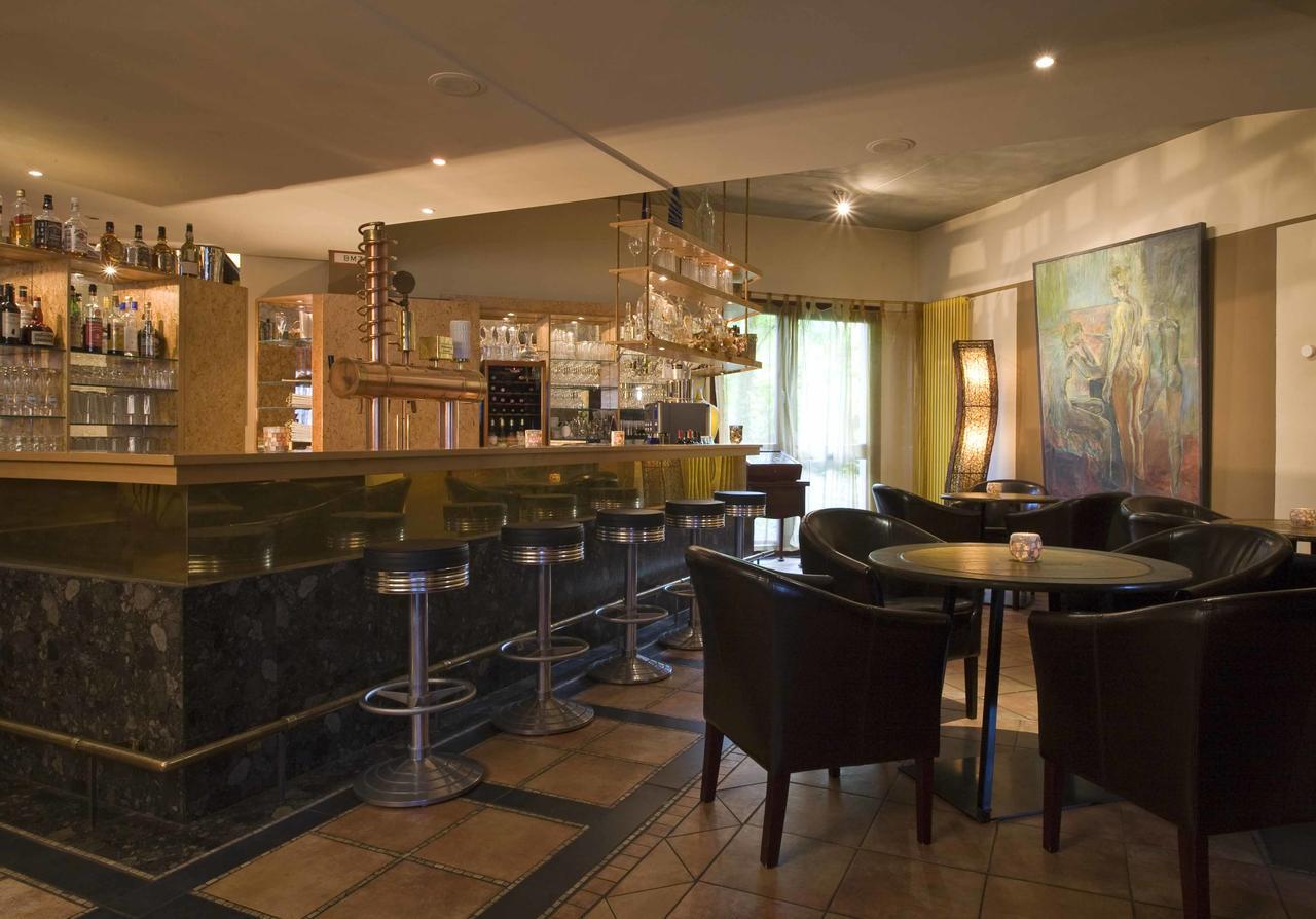Hotel Lifestyle Landshut Ngoại thất bức ảnh